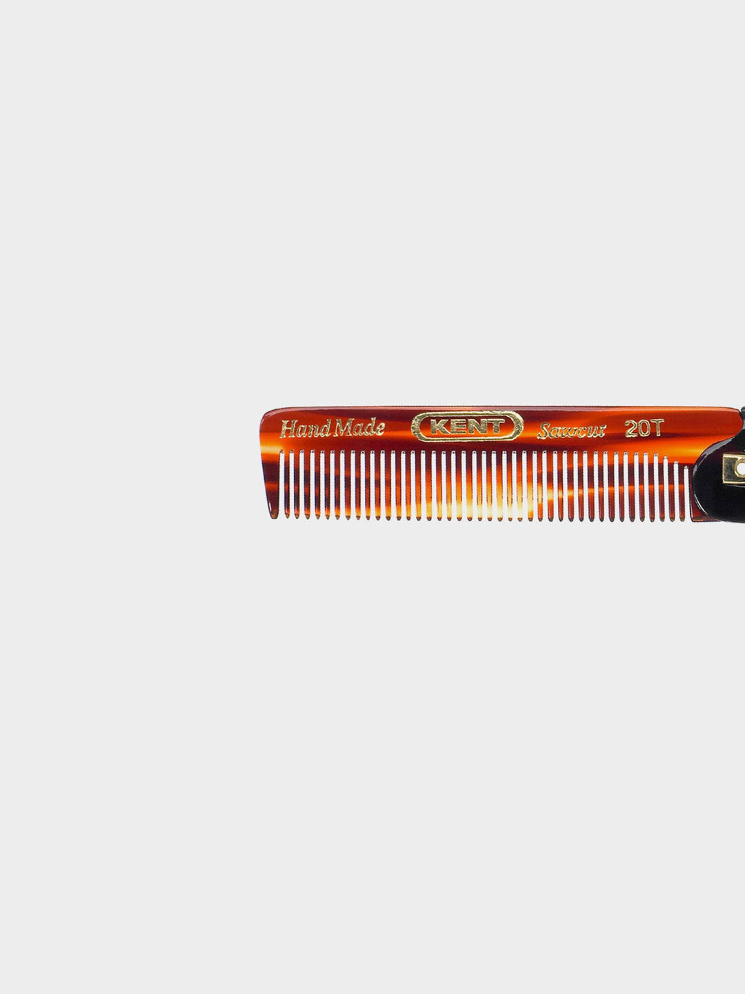 Kent A 20T folding pocket comb detail -ideal  for men’s hair styling on the go and daily use — Available at Wolf’s Head